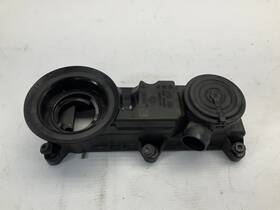 06m103495p 19-24 Porsche Macan Cylinder Head Oil Separator Q