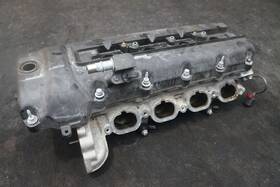 6g33-06-10521 Aston Right Engine Cylinder Head 4.3 Assembly Martin V8 Vantage 07