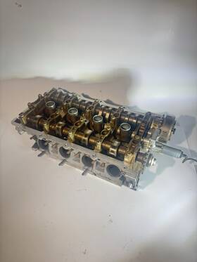 079103373h Audi 079103373j S4 4.2l V8 Left Cylinder Head Oem Bbk Bat Engine