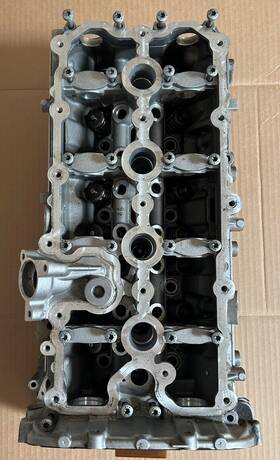 079103374bg Audi Used 07 08 09 10 R8 4.2l Byh Cylinder Head Right Passenger Side