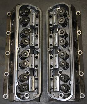 H9008 Blueprint Engines Pair Of Pedestal Mount Aluminum Cylinder Heads For Sb Ford