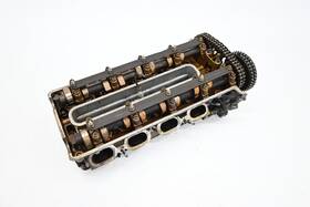 11121702685 Bmw 93-96 E34 530i Engine Motor Zyl 5-8 Left Bank Cylinder Head Assembly Oem