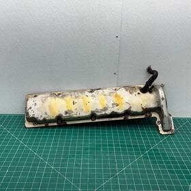 1715743 Bmw 88-96 E31 E32 850i 850ci 750il M70 Left Side Cylinder Head Valve Cover Oem