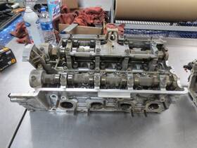 754261302 Bmw Left Cylinder Head From 2006 550i 4.8