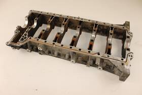 7576331 Bmw 2007-2010 335i E90 N54 Engine Motor Lower Valve Block