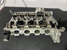 240939601 Bmw 7861690 M7861690 17-19 Oem Engine Head B46 B48 Cylinder With Injectors