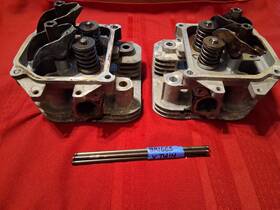 3249413 Briggs & Stratton #2 Over Head Valve Cylinder Heads With Pushrods Off Of A V-twin Briggs-stratton