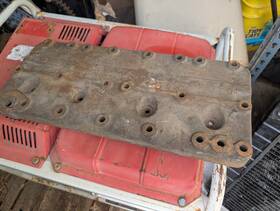 306.gm6u40 Cadillac 1947 V-8 Left Hand Cylinder Head