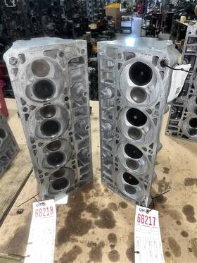 0823 Chevrolet 6.0 6.2 Ls2 Ls3 Rectangle Port Cylinder Heads