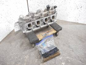 12023926 Chevrolet 2014-2021 Silverado 1500 5.3l Cylinder Head And Bolts Driver Left Oem