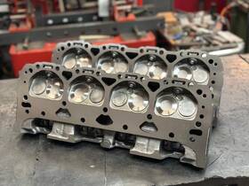 93417869 Chevrolet 86-96 Small Block Chevy 350 Cylinder Heads Pair Casting #