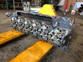 5347975 Cummins Isl 8.3 Paccar Diesel Engine Cylinder Head Oem