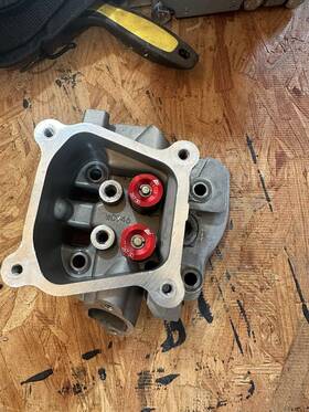 Wc946 Ec Wildcat Head Assembly With 31/25 Ss Valves 26 Lbs Springs& Billet Keepers