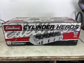 60989 Edelbrock E-tec 200 Cylinder Head