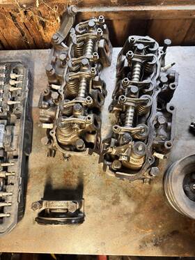 6090ba Ford 2.8l 171 Cologne V6 Cylinder Heads Excellent Condition