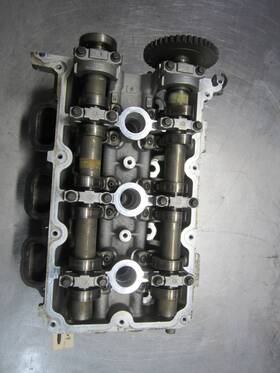 9l8e6090be Ford Right Cylinder Head From 2009 Escape 3.0