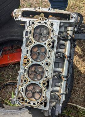12616487 General Motors 12616489 Complete Gm 2.0l Turbo Cylinder Head 07-10 Cobalt Hhr Sky Solstice