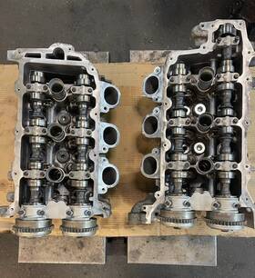 19329673 General Motors Gm 3.6l Dohc Cylinder Head Assembly Pair / Set