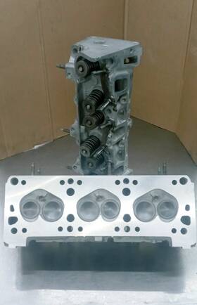 10154743 Gm Pair 3.1 And 3.4 Cylinder Heads Malibu Beretta Cutlass Grand Am Camaro