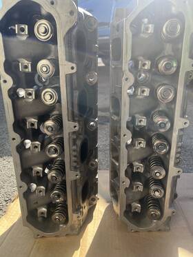 12646956 Gm Lt4 Ported Cylinder Heads Dual Valve Springs With Lash Caps Camaro Zl1