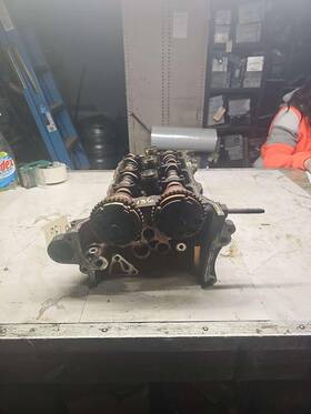 12626337 Gmc 2007-2008 Acadia Saturn Outlook 08 Enclave Left Driver Cylinder Head