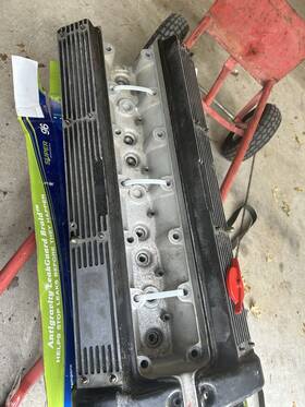 02600 Jaguar Six Cylinder Xj6 Series 2