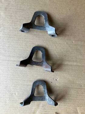 C37851 Jaguar 6 Cylinder Engine Lifting Brackets 1969-1987 Xj6 Late Etype 30 Each