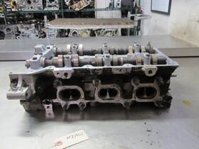 221113c210 Kia Right Cylinder Head From 2009 Sedona 3.8