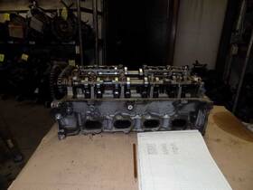 306-01639br Lincoln Passenger Right Cylinder Head Fits 96-97 Continental 42758