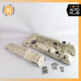1040101830 Mercedes-benz 93-95 W124 300ce Sl320 E320 M104 Cylinder Head Cover Oem