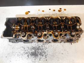 1130161601 Mercedes-benz Left Engine Cylinder Head 99-06 E500 Cl500 S500