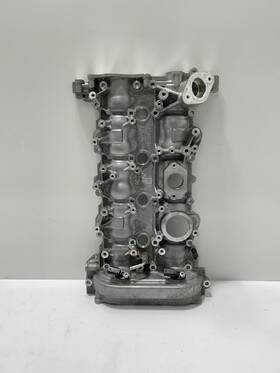 2640101907 Mercedes-benz Cylinder Head Cover Part# Genuine Oem