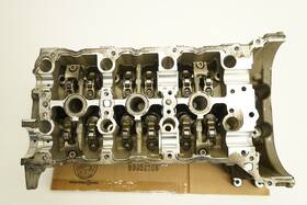 2720104720 Mercedes-benz 2008-2011 W204 C300 Left Side Engine Motor Cylinder Head