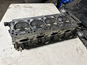 2780163301 Mercedes-benz W166 S63 Cl63 Ml63 M157 Engine Motor Cylinder Head Valve Right Side Oem