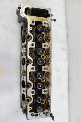 306-50936r Mercedes-benz 1977 450sl R107 Engine Cylinder Head Right Passenger Side
