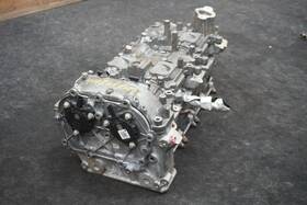 A1770103510 Mercedes-benz Right Engine Cylinder Head 4.0l V8 Oem Sl63 Amg 2022
