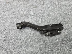 A1770104000 Mercedes-benz Vent Line Cylinder Head Cover Left Side W205 Glc63 C63 S Oem