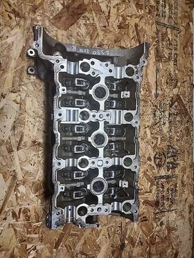 A2760162401 Mercedes-benz E350 Right Side Engine Cylinder Head 2010-2016 Oem