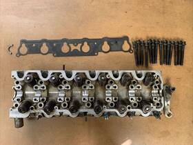 R1030161001 Mercedes-benz 1986-1989 300e Engine Cylinder Head Oem