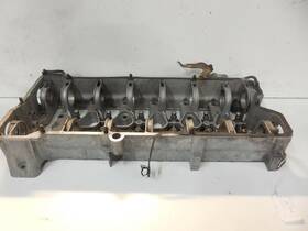 R1100161004 Mercedes-benz 73-76 280c W114 2.8l Head Camshaft Housing Tray R 1100161004