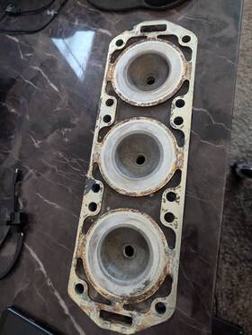 96423t Mercury Cylinder Head