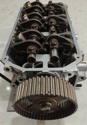 Md351001 Mitsubishi Eclipse Gt 3.0l V6 6g72 Oem Lh Front Cylinder Head With Components