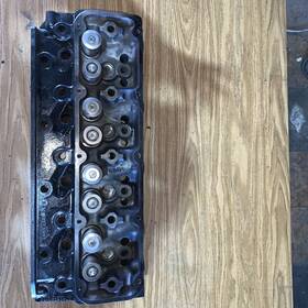 E9nn6090-ae New-holland Cylinder Head - New