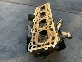 92810407200 Porsche 928 4.6l Engine Cylinder Head Oem #84149