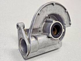 9281051363r Porsche Very Nice Used Original Genuine 928 Camshaft Carrier Distributor Flange