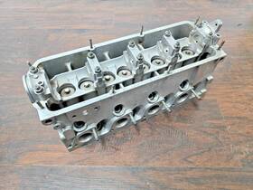 9311043013r Porsche Nice Used Original Genuine 924 Turbo Cylinder Head With Valves 10/79