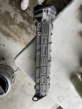9441052506r Porsche 944 Cylinder Head Tower
