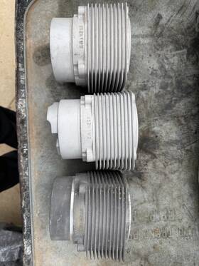 95zn1w2 Porsche 911 3.2 Cylinder 95 Mm Set Of 3 1 Piston Missing