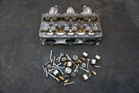 99610400176 Porsche Lower Left 3.6l Engine Cylinder Head 911 Turbo 2002-05 Note