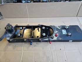 5311731 Ram 2013-2018 2500 3500 6.7l Engine Cover Valve Mopar